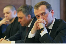 Medvedev za promene politike Medvedev za promene politike
